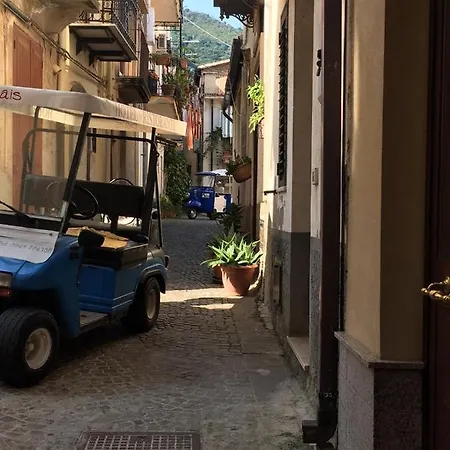 Da Zio Totò Bed & Breakfast